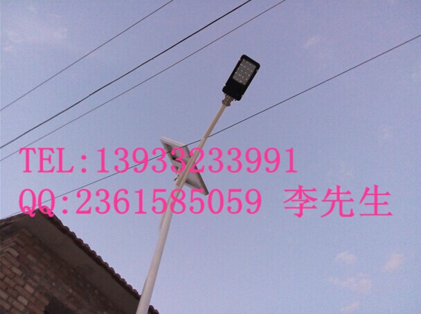24瓦太陽(yáng)能路燈TLD_7 24瓦太陽(yáng)能路燈TLD_7